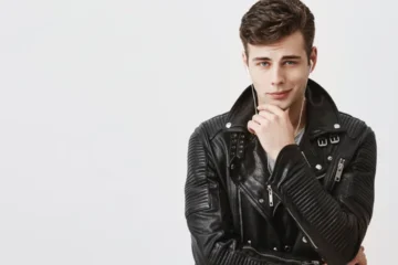 How to Choose the Right Leather Jacket Fit For Men