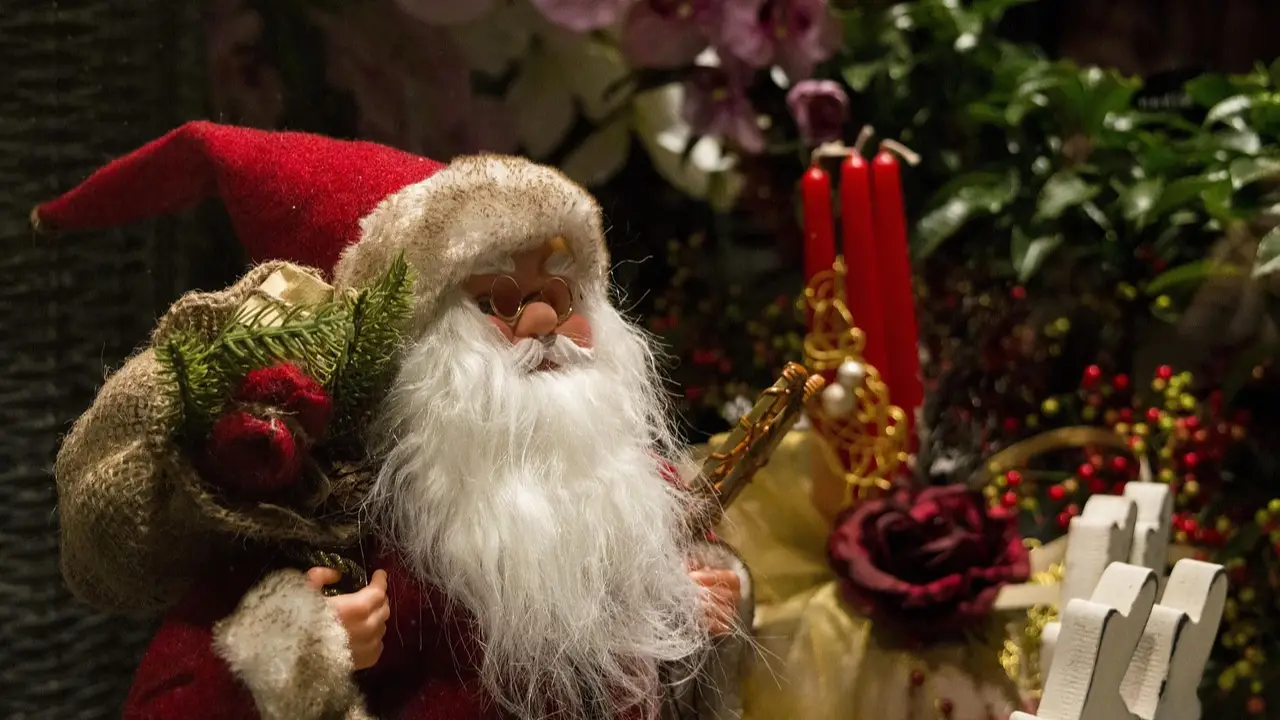 Red Velvet Santa Costume for Mall Events and Photo Sessions