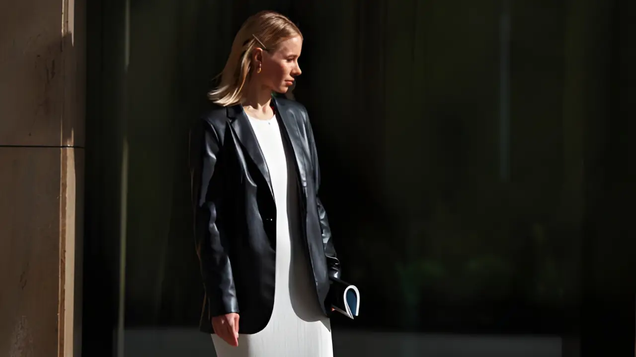 Why Women’s Leather Blazers Are the Ultimate Wardrobe Essential